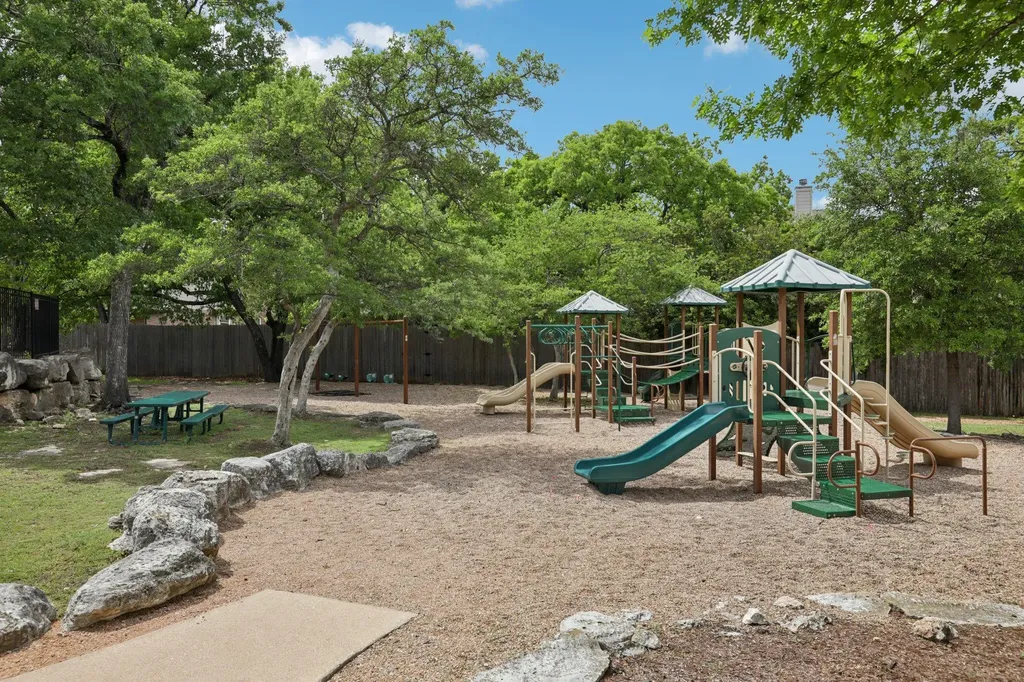 9309 Slate Creek Trail Austin TX 78717