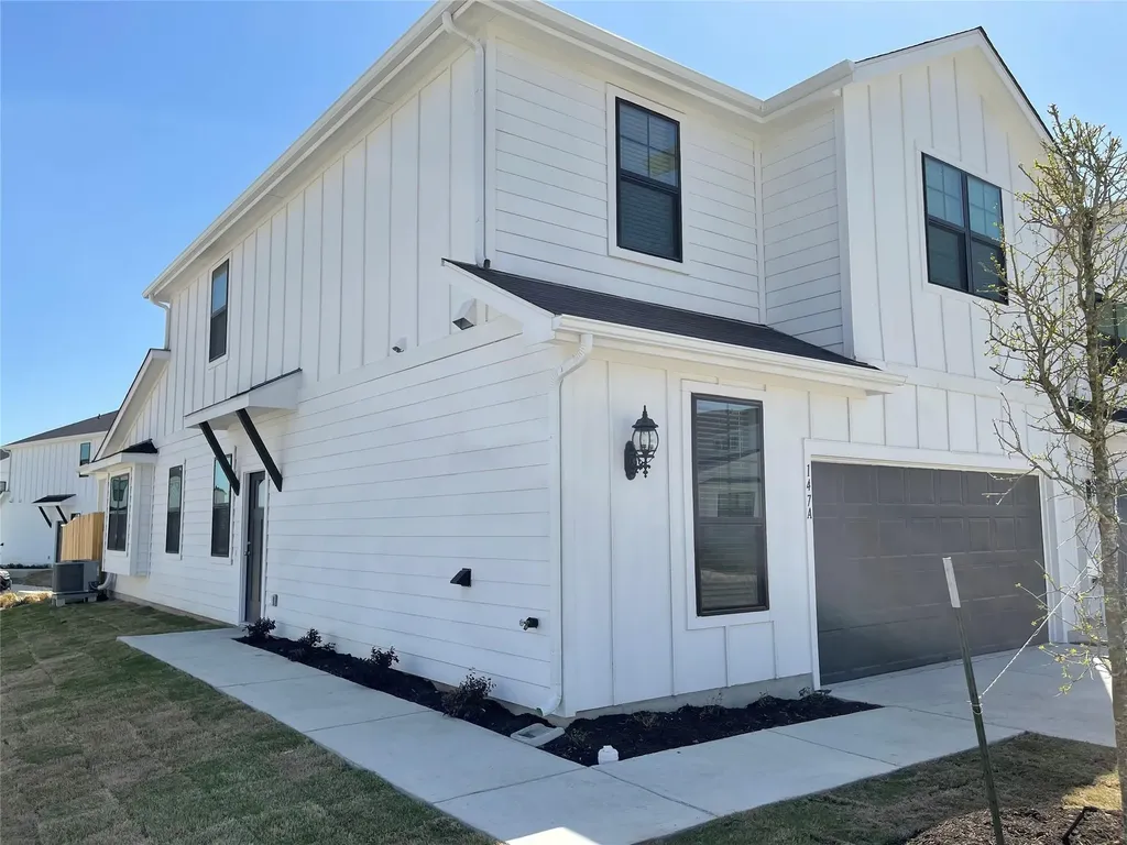 147 Waterside Road Buda TX 78610