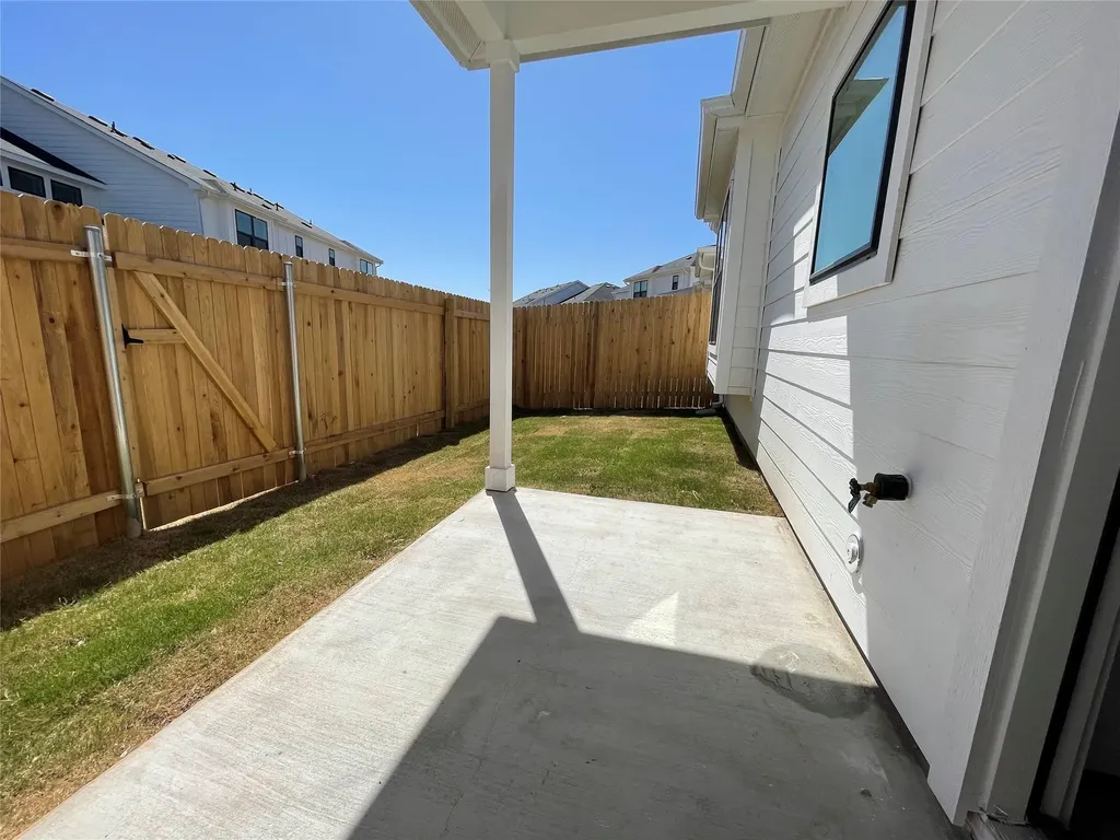 147 Waterside Road Buda TX 78610