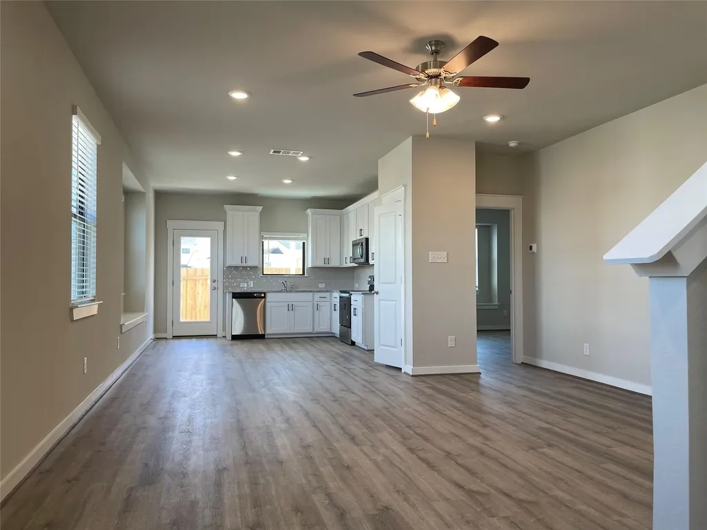 147 Waterside Road Buda TX 78610
