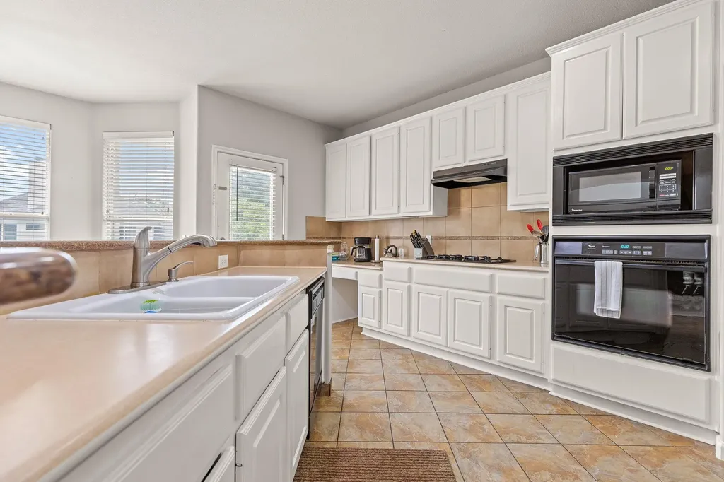 3805 Durnberry Lane Round Rock TX 78664
