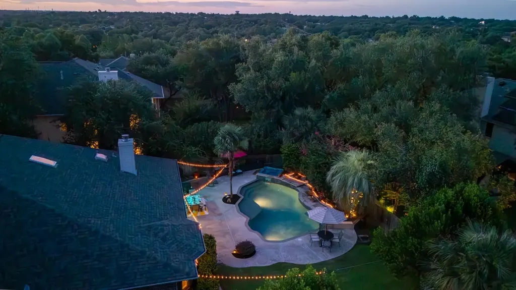 17213 Crescent Heights Trail Austin TX 78717