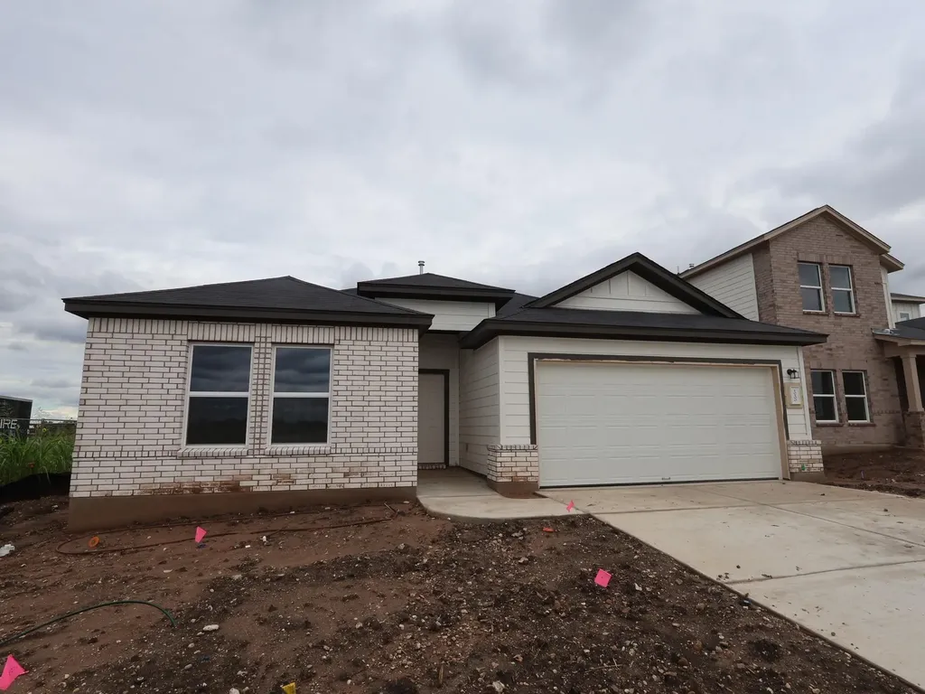 10104 Majestic Hawk Way Buda TX 78610