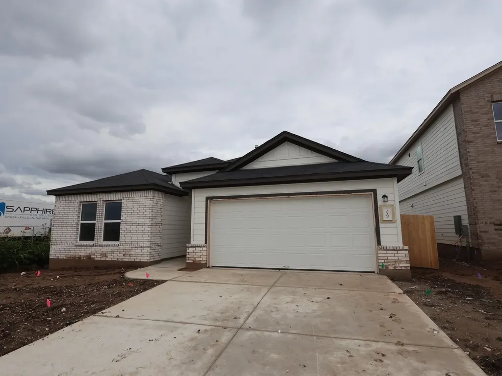 10104 Majestic Hawk Way Buda TX 78610