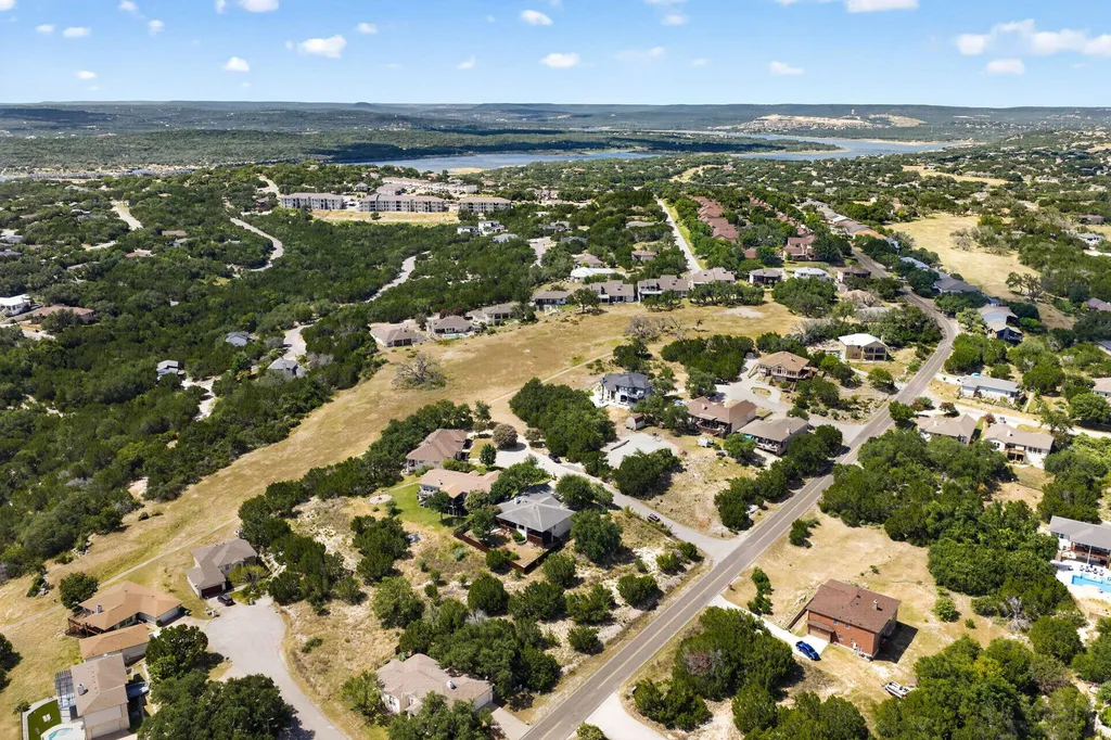 20803 Mckinley Cove Lago Vista TX 78645
