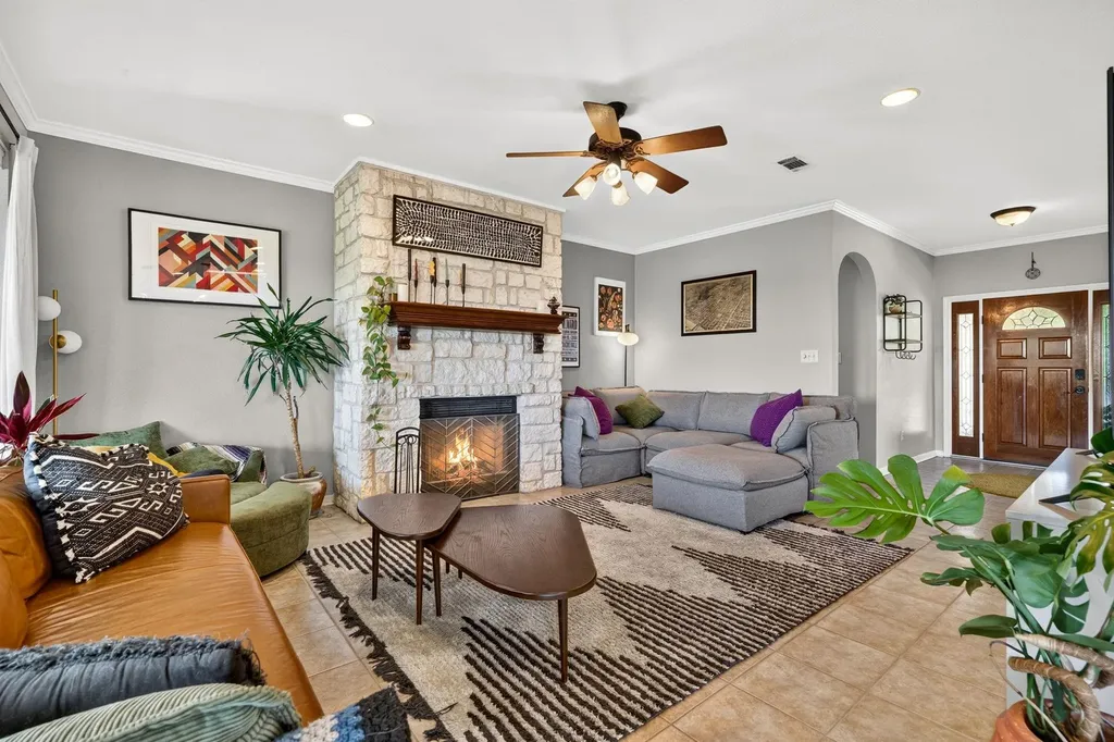 20803 Mckinley Cove Lago Vista TX 78645
