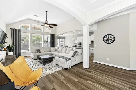 19620 Stanton Drew Pflugerville TX 78660