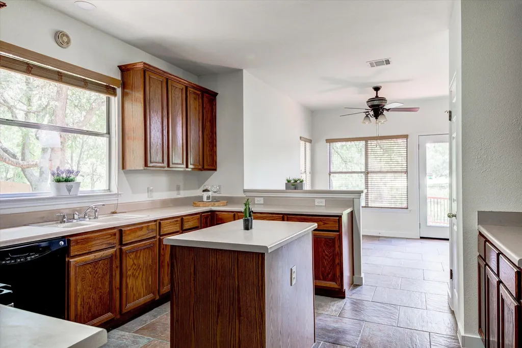 6301 Thirlmare Court Austin TX 78754