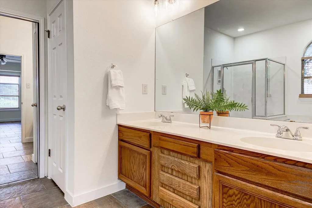 6301 Thirlmare Court Austin TX 78754