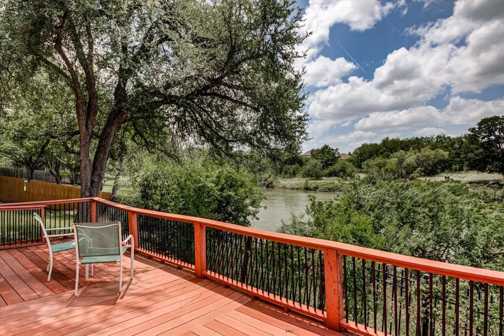 6301 Thirlmare Court Austin TX 78754