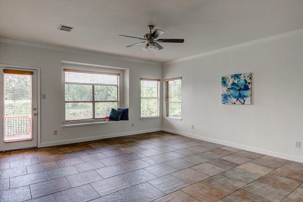 6301 Thirlmare Court Austin TX 78754