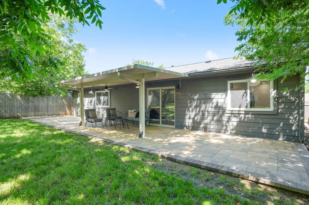 8503 Cornwall Drive Austin TX 78748