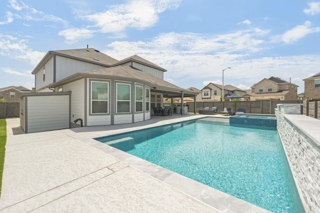 209 Turnbuckle Bend Leander TX 78641