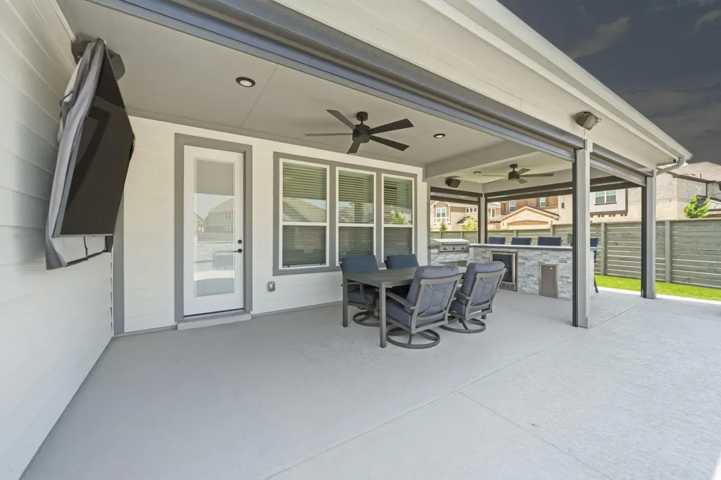 209 Turnbuckle Bend Leander TX 78641