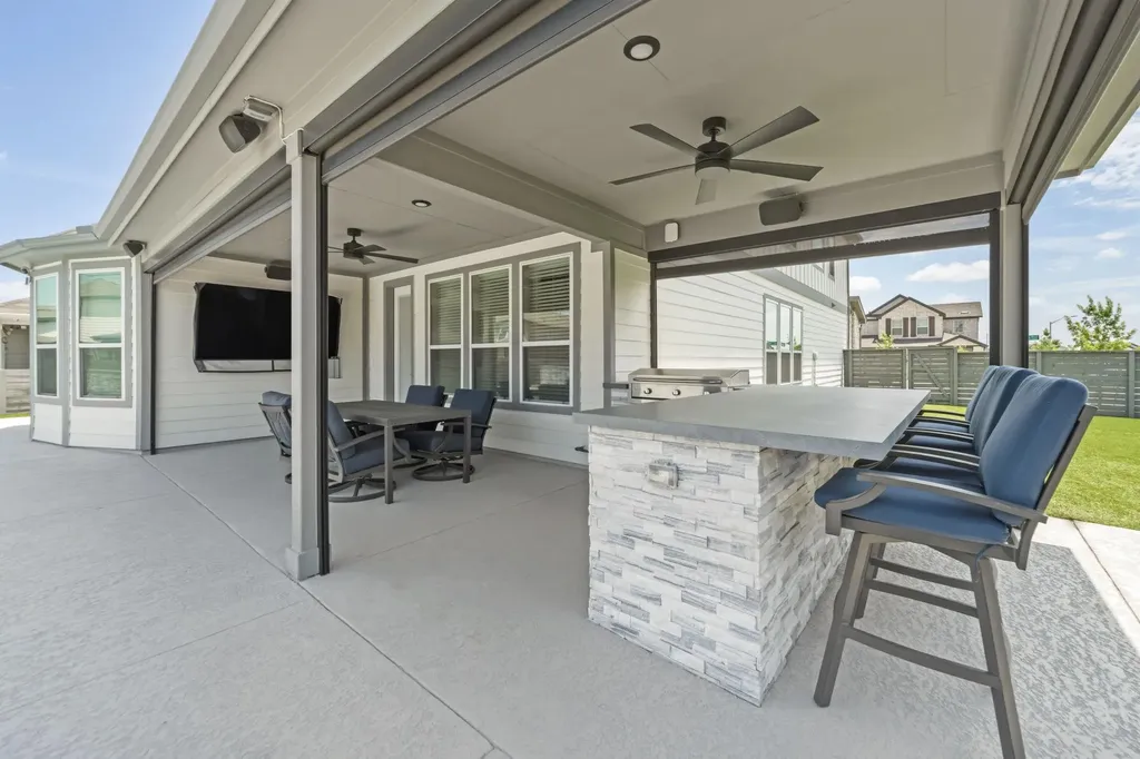 209 Turnbuckle Bend Leander TX 78641