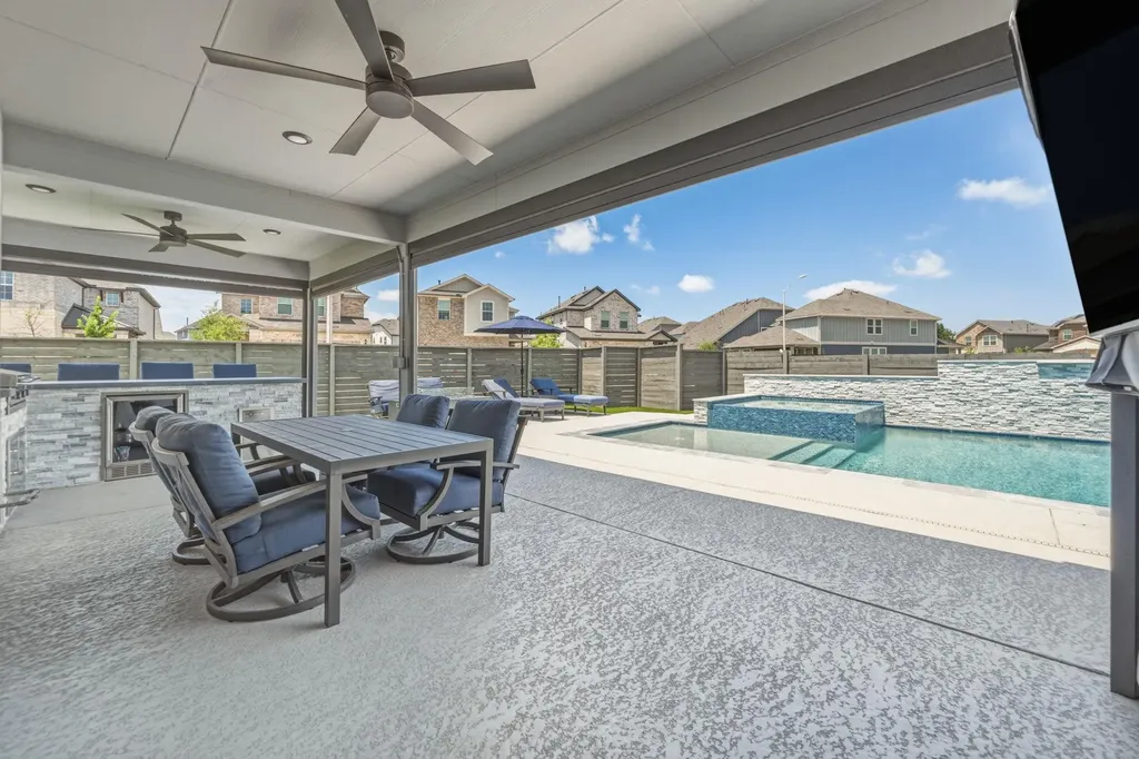 209 Turnbuckle Bend Leander TX 78641