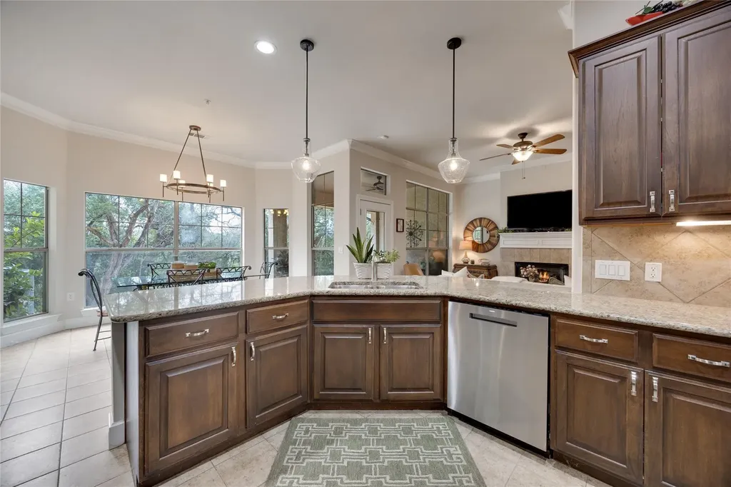 7800 Southwest Parkway Austin TX 78735