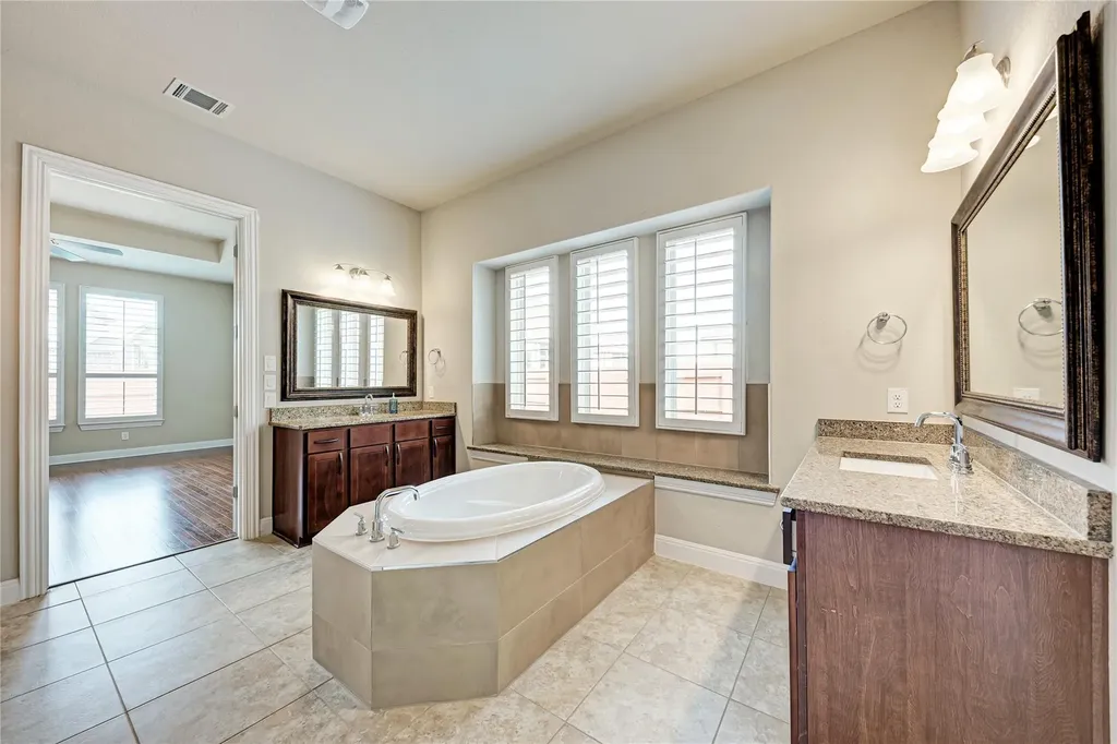 709 Critty Lane Leander TX 78641