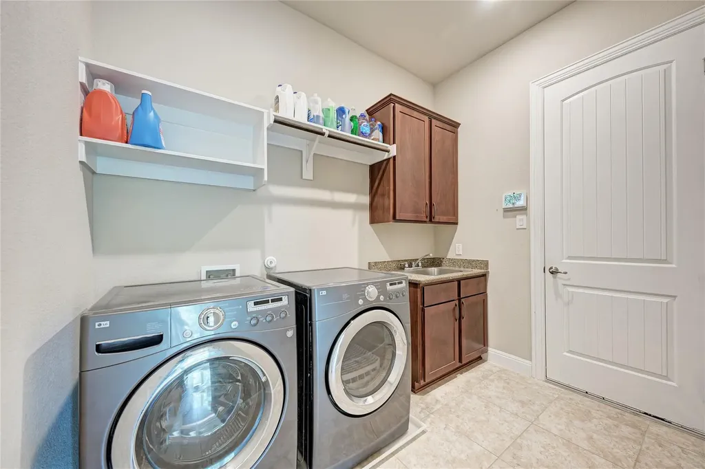 709 Critty Lane Leander TX 78641