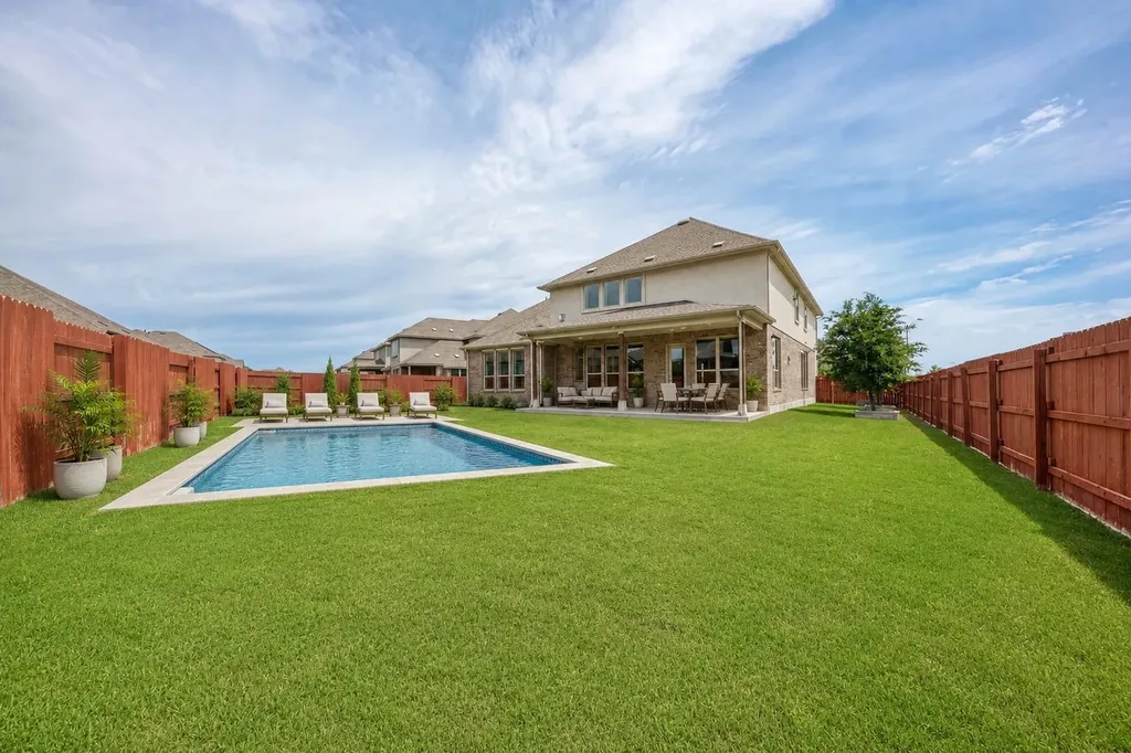 709 Critty Lane Leander TX 78641