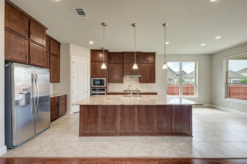 709 Critty Lane Leander TX 78641