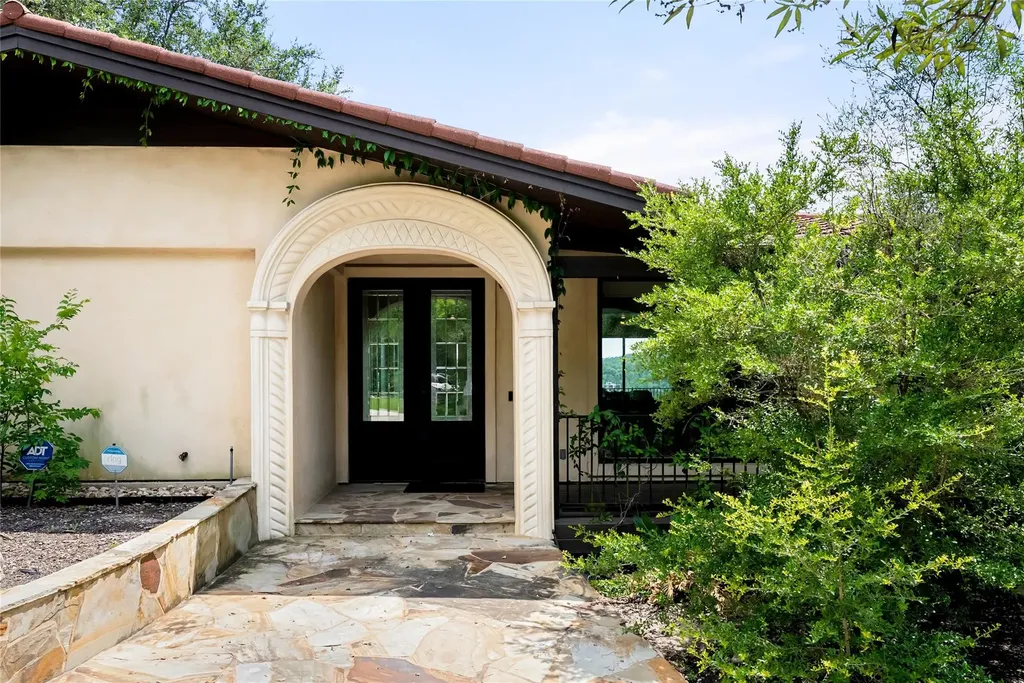 411 Skyline Drive West Lake Hills TX 78746