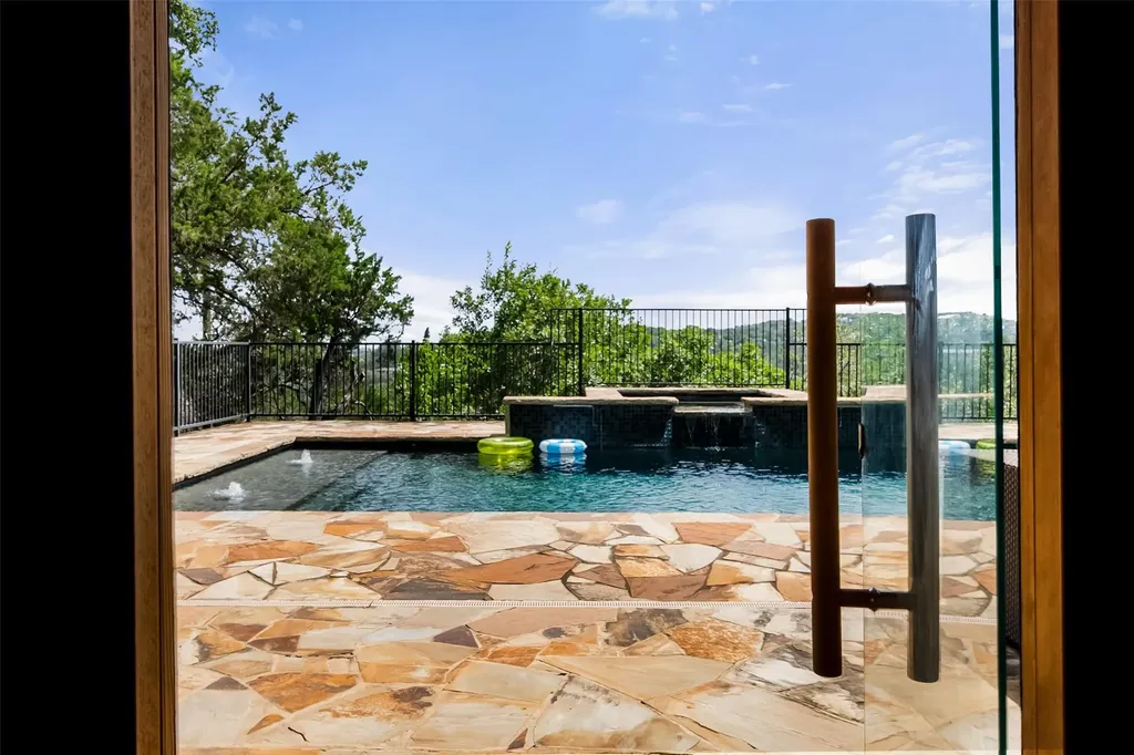 411 Skyline Drive West Lake Hills TX 78746