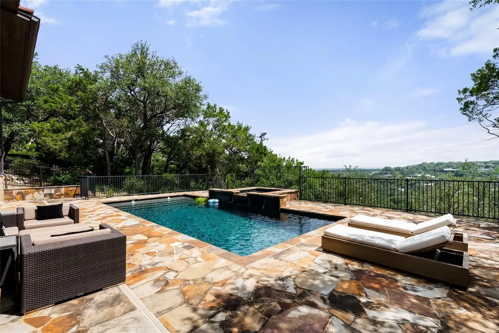 411 Skyline Drive West Lake Hills TX 78746