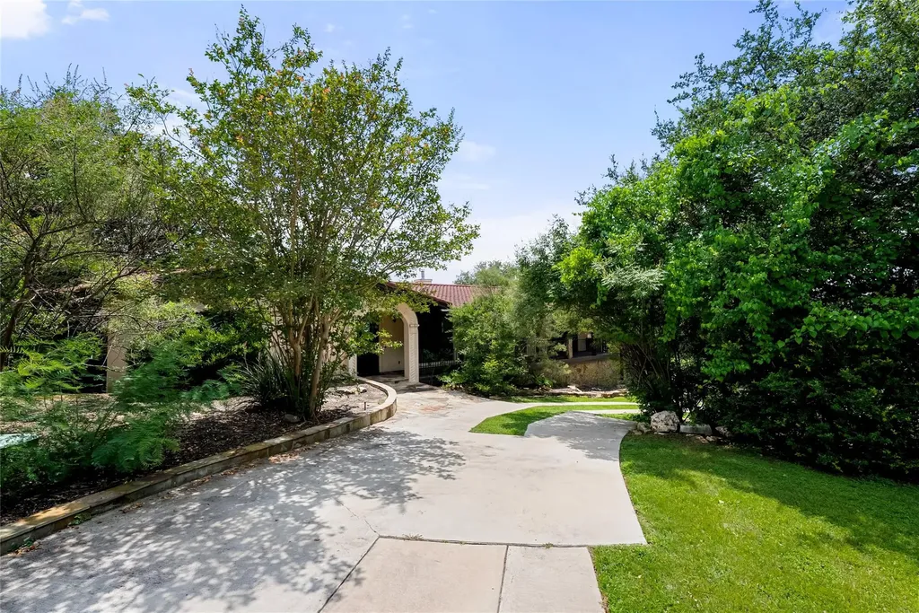 411 Skyline Drive West Lake Hills TX 78746