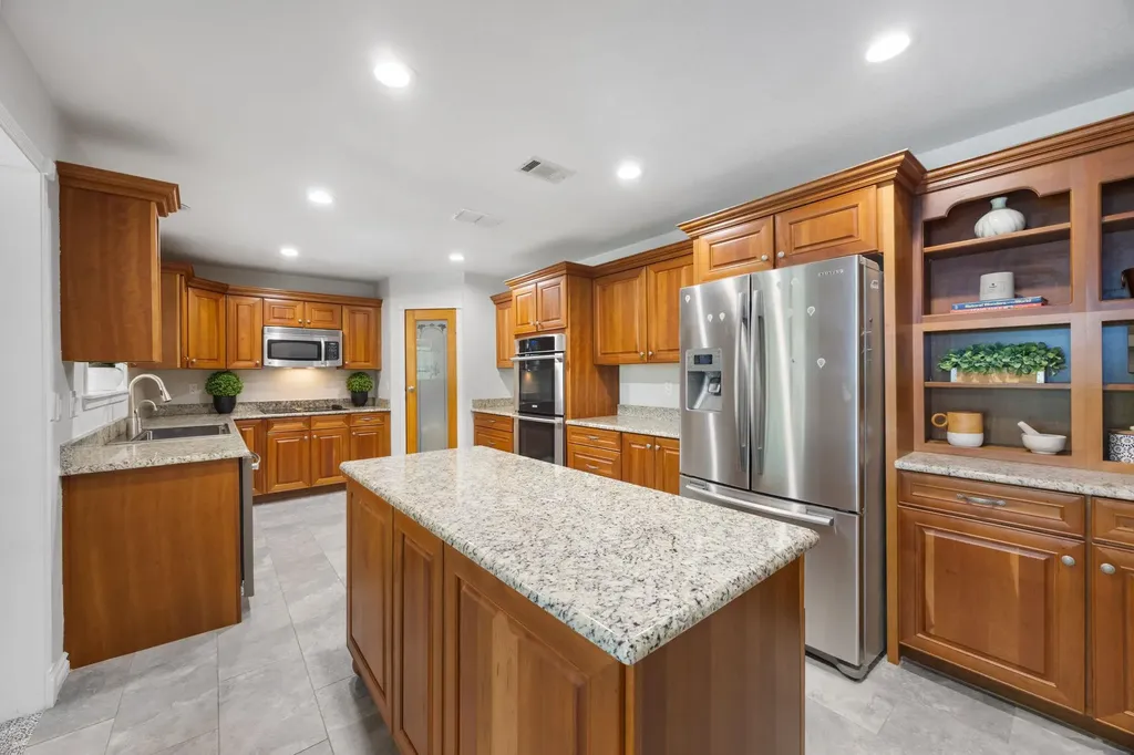 10710 Bayridge Cove Austin TX 78759