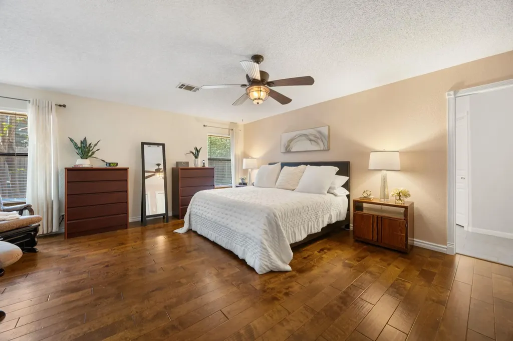10710 Bayridge Cove Austin TX 78759