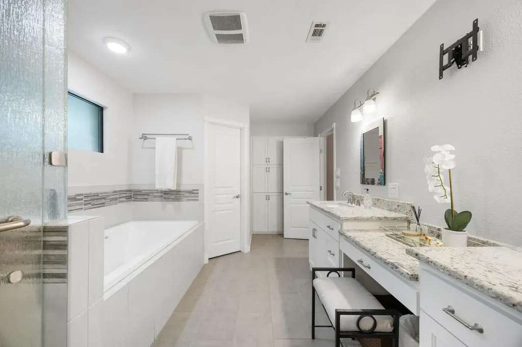 10710 Bayridge Cove Austin TX 78759