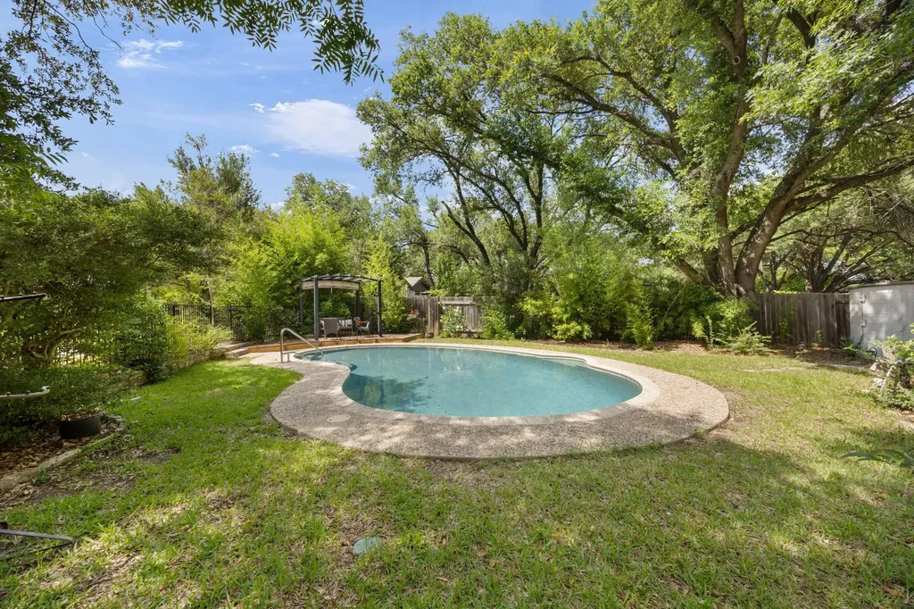 10710 Bayridge Cove Austin TX 78759
