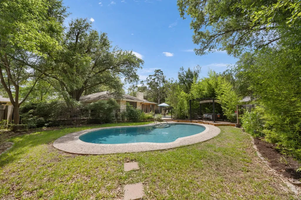 10710 Bayridge Cove Austin TX 78759