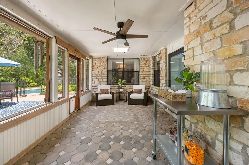 10710 Bayridge Cove Austin TX 78759