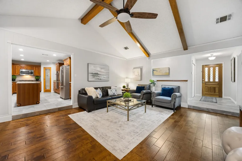 10710 Bayridge Cove Austin TX 78759