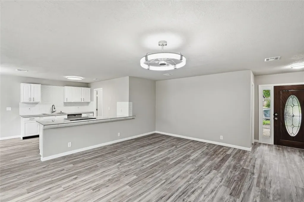 5342 Binz Engleman Road San Antonio TX 78219