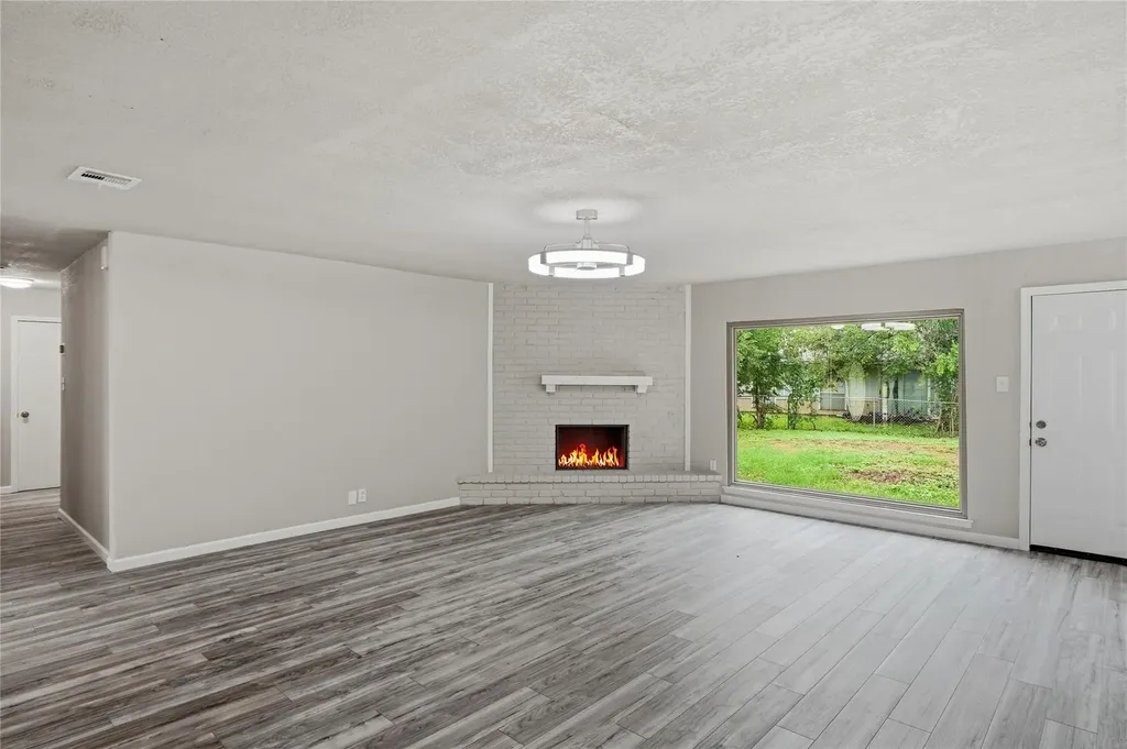 5342 Binz Engleman Road San Antonio TX 78219