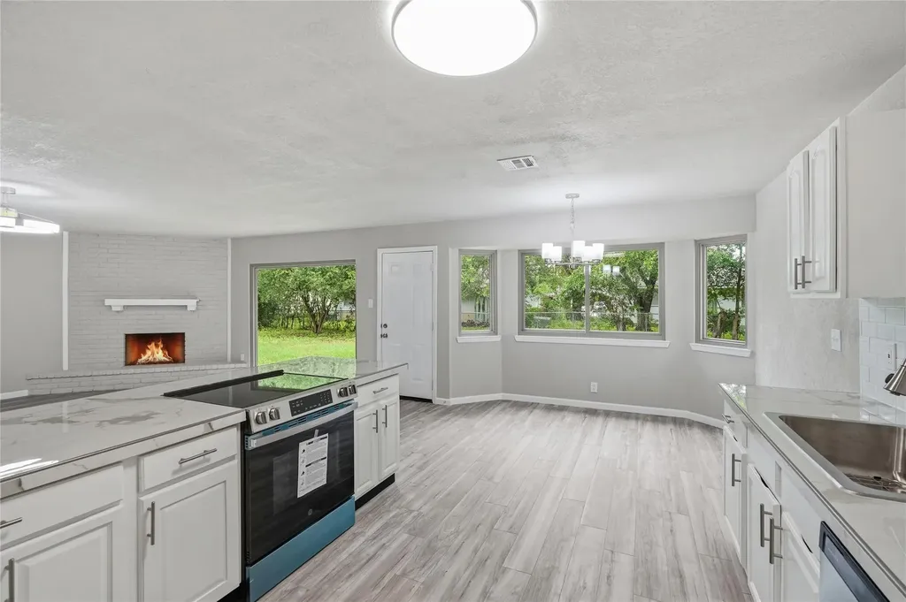 5342 Binz Engleman Road San Antonio TX 78219