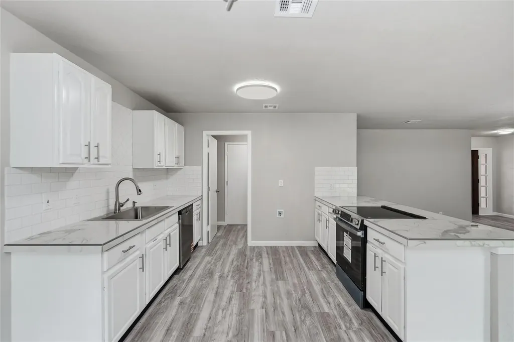 5342 Binz Engleman Road San Antonio TX 78219