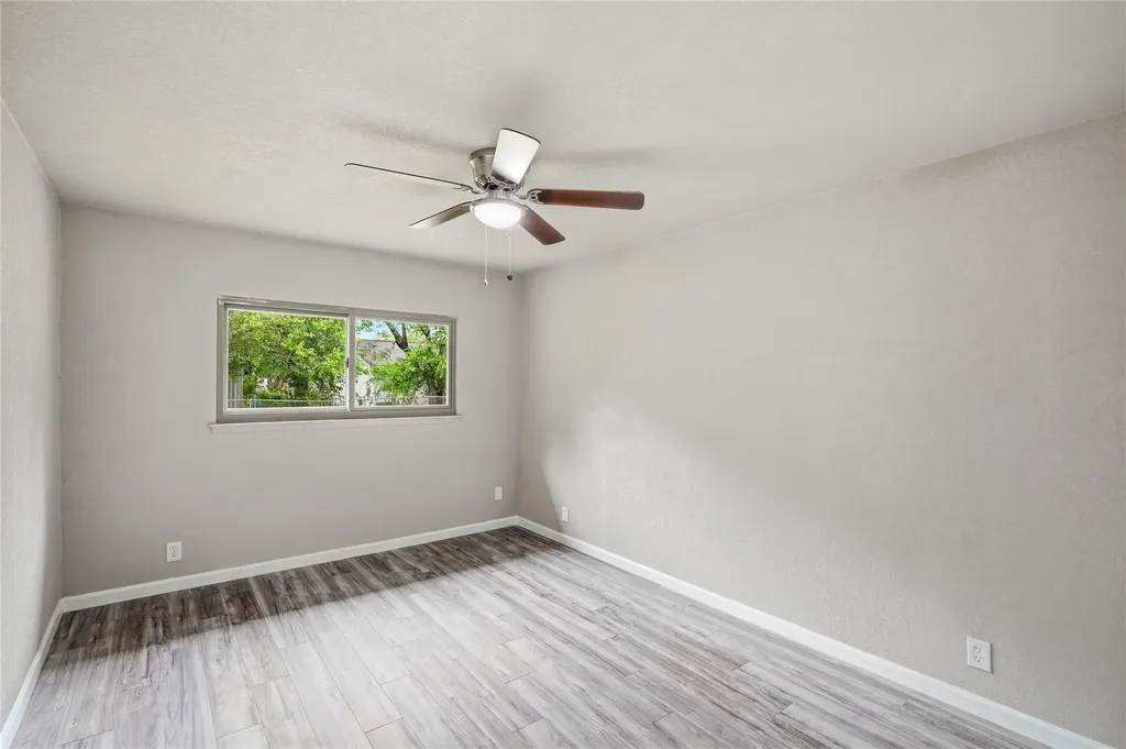 5342 Binz Engleman Road San Antonio TX 78219
