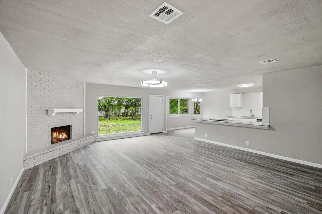 5342 Binz Engleman Road San Antonio TX 78219