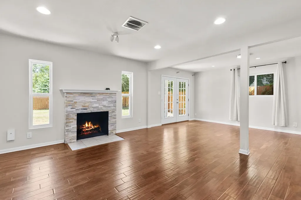 501 Arbor Lane Austin TX 78745