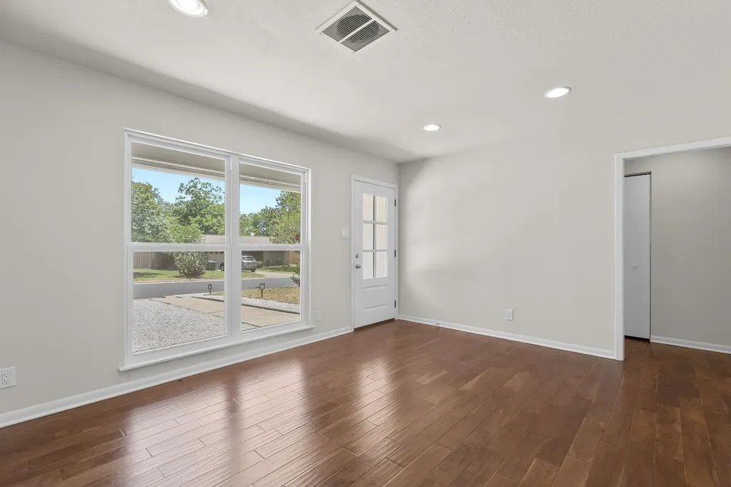 501 Arbor Lane Austin TX 78745
