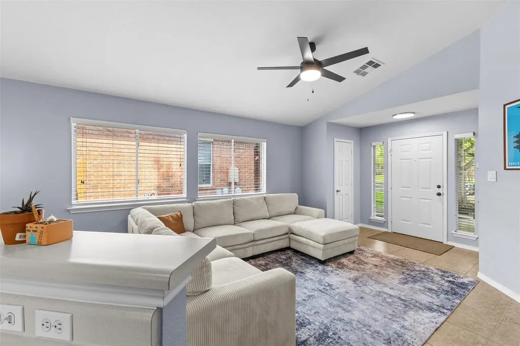11408 Jim Thorpe Lane Austin TX 78748