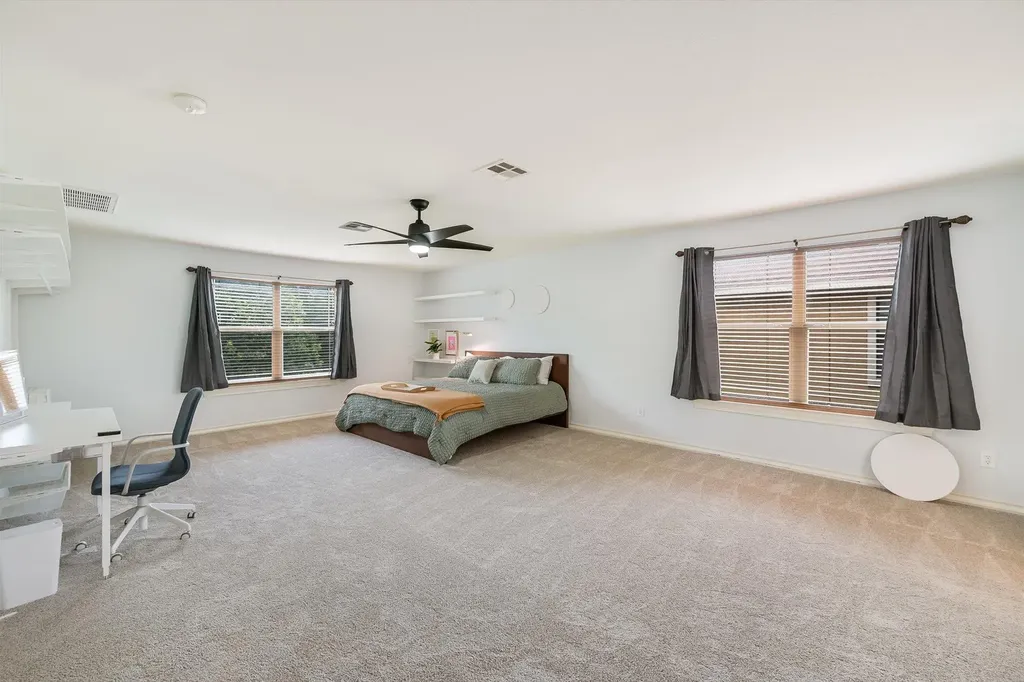 10229 English Oak Drive Austin TX 78748