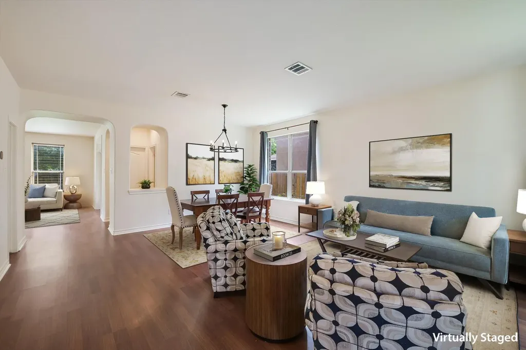 10229 English Oak Drive Austin TX 78748
