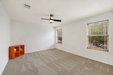 10229 English Oak Drive Austin TX 78748