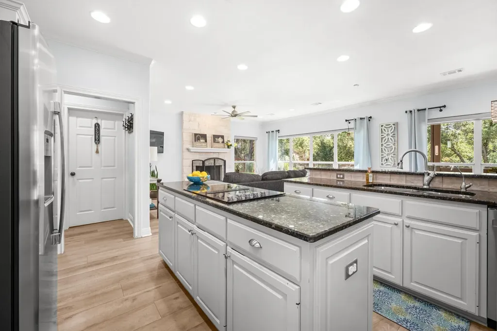 1053 Sunset Canyon Drive S Dripping Springs TX 78620