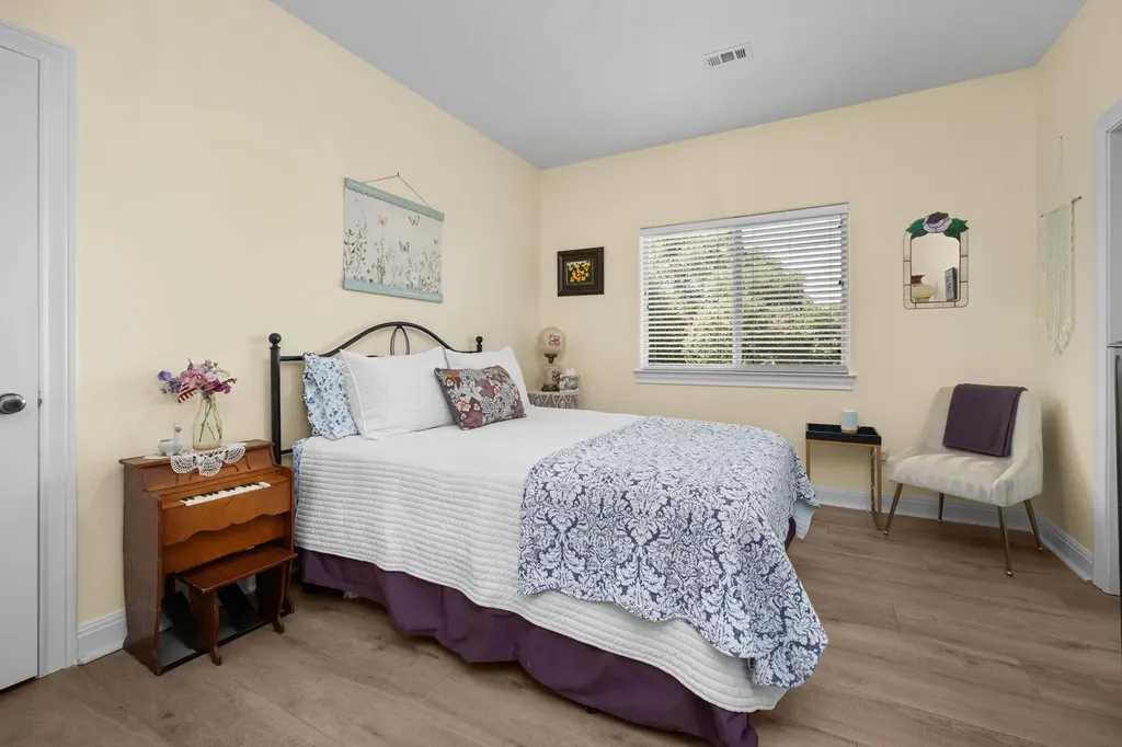 1053 Sunset Canyon Drive S Dripping Springs TX 78620